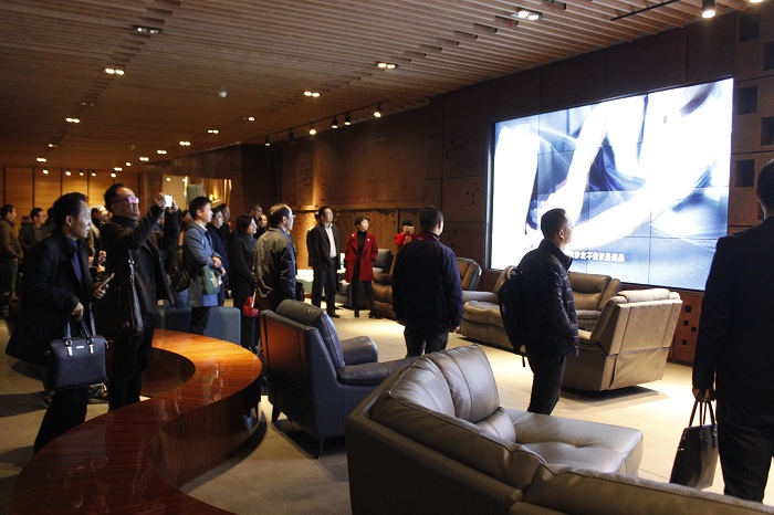 14835154049464081hVV.jpg _MG_7219.JPG