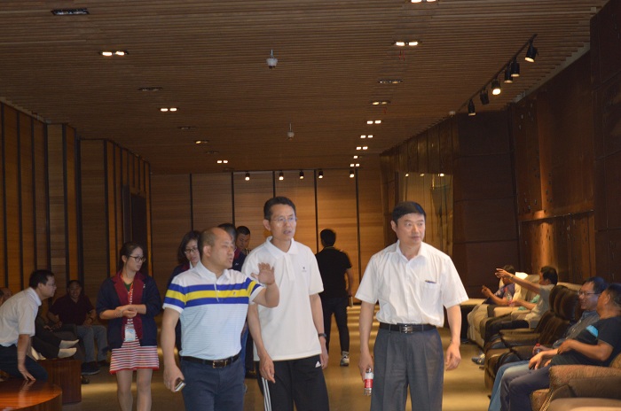 1498199872669545ECJK.jpg
